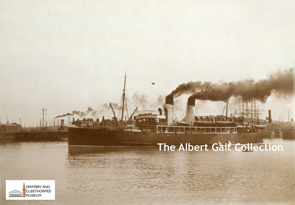 SS ‘Immingham’ leaving Grimsby c1910