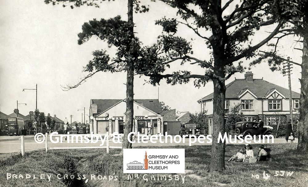 D. H. & A. H. Bloomer’s garage at Bradley Cross Roads, Grimsby c1947